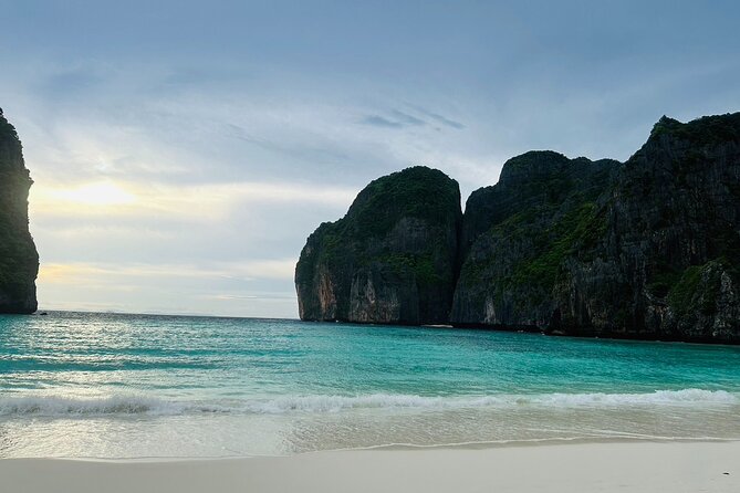 Early Bird Trip Phi Phi & 4 Islands–Premium Speedboat from Krabi - Entering the itinerary: nine stops, one big island day