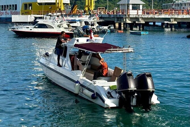 Early Morning Private Komodo Speedboat Tour - Key points at a glance