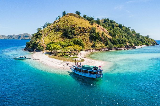 Exclusive Early Bird Komodo Tour: Beat the Crowds by Speed Boat - Padar Island viewpoint: the steps are the whole deal