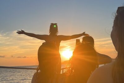 Explore Comino, Blue Lagoon & Caves - Private speed boat - Blue Lagoon: the famous stop, handled with real time