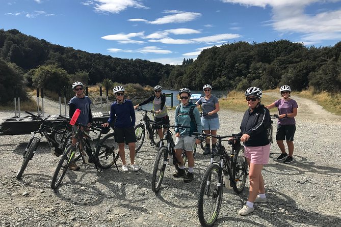 Fiordland Jet Boat and Biking Combo from Te Anau - Guides and group energy: what makes the narration land