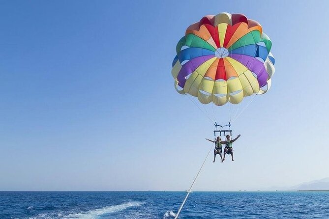 Fly Parasailing to Sky by Speedboat With Transportation- Hurghada - On the speedboat: the short ride that sets the mood