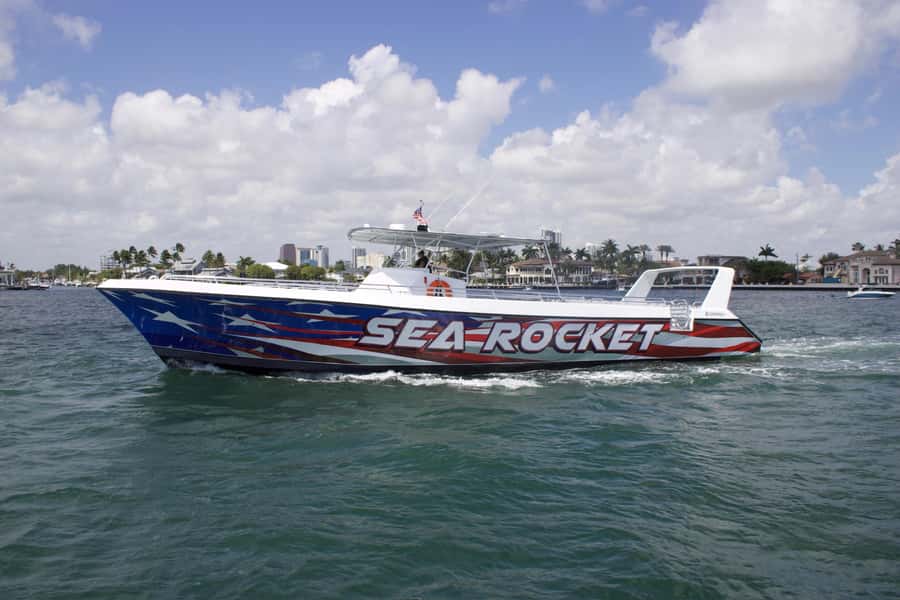 Fort Lauderdale: Sea Rocket Ocean Speed Boat Cruise - Gold Coast Views and Downtown Highlights on the Return Run