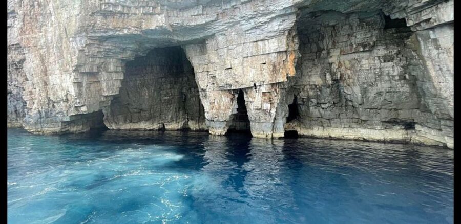 From Hvar: Blue Cave, Green Cave & 5 Islands Speedboat Tour - Your Hvar speedboat day: fast pace, real swimming time