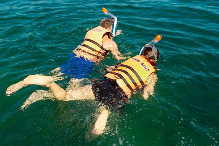 From Ko Pha Ngan: Angthong Marine Park Speedboat Adventure - Thumrang Beach Thai buffet lunch: more than just fuel