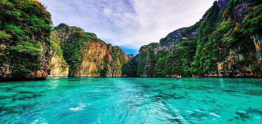 From Krabi: Phi Phi Islands Speedboat Day Tour - Price and Value: how $51 stacks up with park fees and add-ons