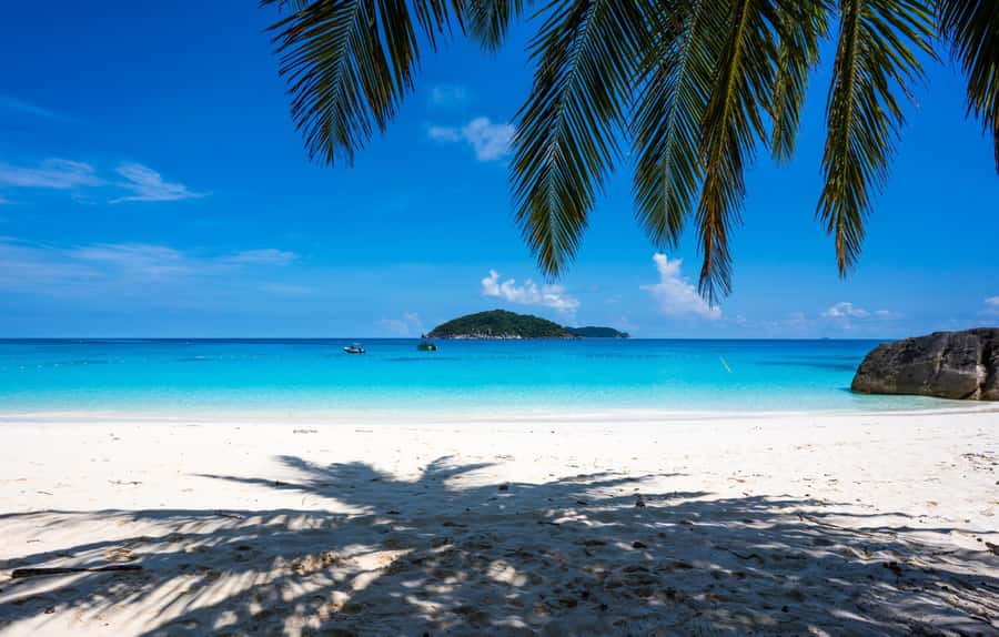 From Krabi: Similan Islands Day Trip by Speedboat - Sailing Rock views: when the photo spot meets the queue