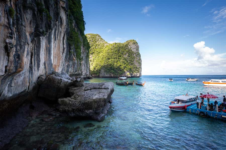 From Phi Phi : Full Day tour by Speed Boat with Lunch - Loh Samah Bay and Maya Bay: iconic water, crowd reality, and boat viewing