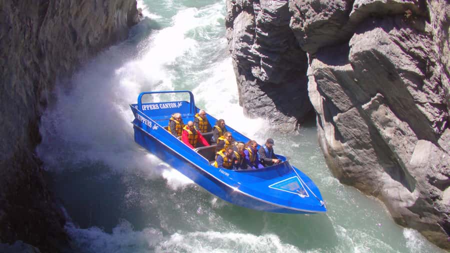 From Queenstown: Skippers Canyon Jet Boat Ride - The Pipeline Bungy viewpoint break: where you catch your breath