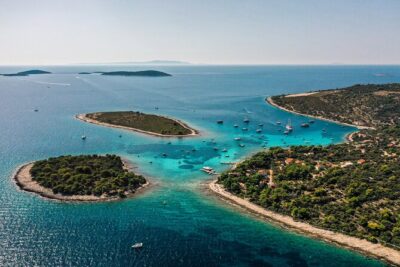 From Split: Blue Lagoon and 3 Islands Speedboat Tour - Meeting at Marulićeva ul. 4 and how you’ll spend your time