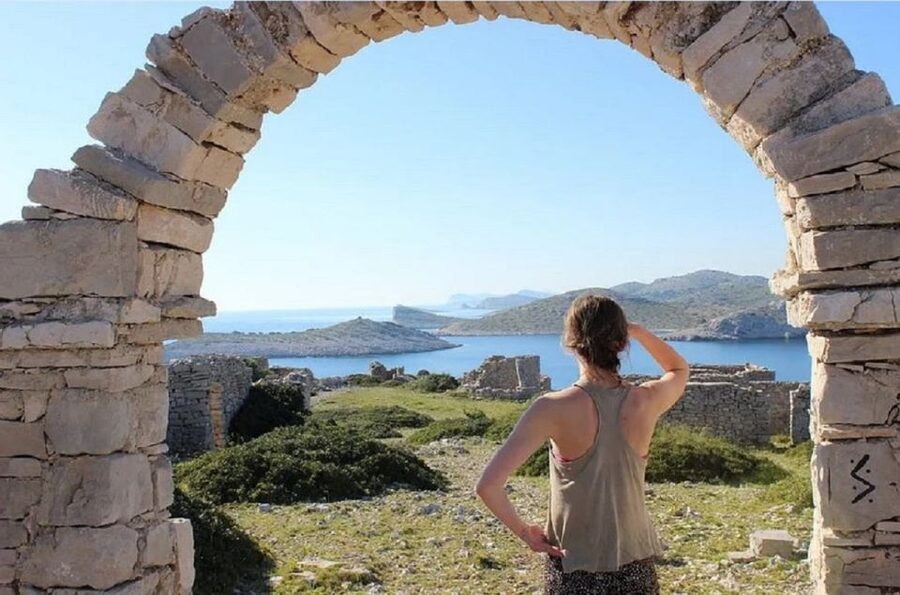 From Zadar: Private Speedboat Tour of Kornati National Park - Private beaches and quick dips: how the day avoids the tourist trap
