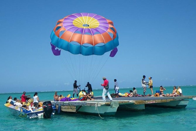 Full-Day At Ile Aux Cerf: Speed Boat, GRSE, Lunch On A Private Island & Transfer - Private-Island BBQ Lunch on Ile aux Cerfs: Unlimited Drinks Without the Setup Headache