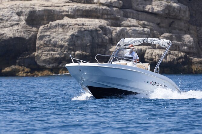 Full Day Private Tour from Sorrento to Capri by speedboat - Food and drinks on board: it’s more than a perk