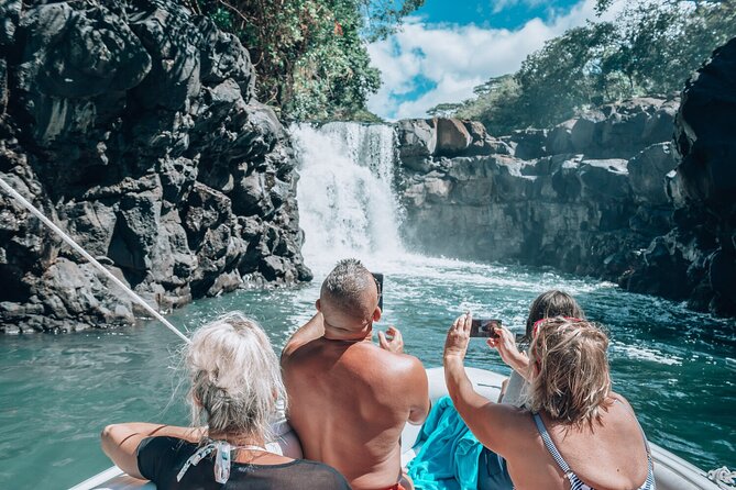 Full Day Shared Speed Boat in Ile Aux Cerfs Lunch & Transfer incl - A Fast Day Out of Port Louis to Île aux Cerfs