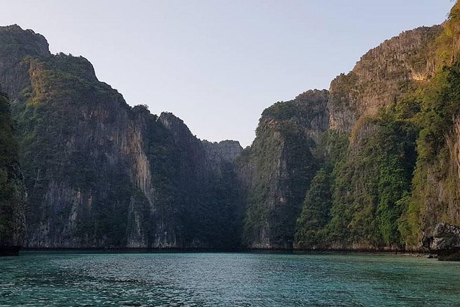 Full Day & Sunset Phi Phi Islands Tour From Phi Phi by Speedboat - Mosquito Island and Hin Klang: snorkeling in a marine park setting
