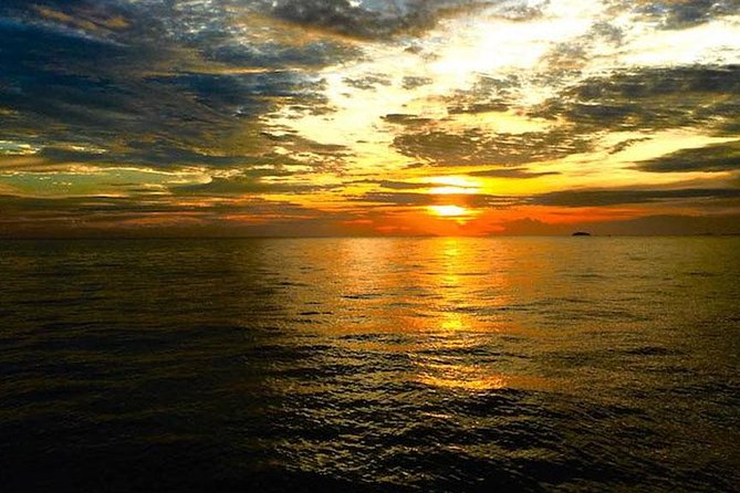 Full Day & Sunset Phi Phi Islands Tour From Phi Phi by Speedboat - The sunset plan: plankton snorkeling and photo chances on the way back
