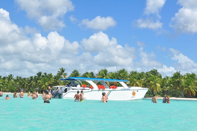 Full Day Tour to Saona Island by Catamaran and Speedboat - How Smooth Is the Day? Group Size, Timing, and Staying Calm