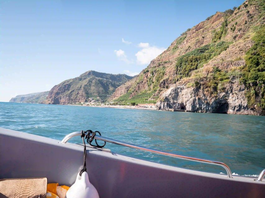 Funchal: Speedboat SEE THE ISLAND AND LIFE AT SEA - Comfort, safety, and gear reality check