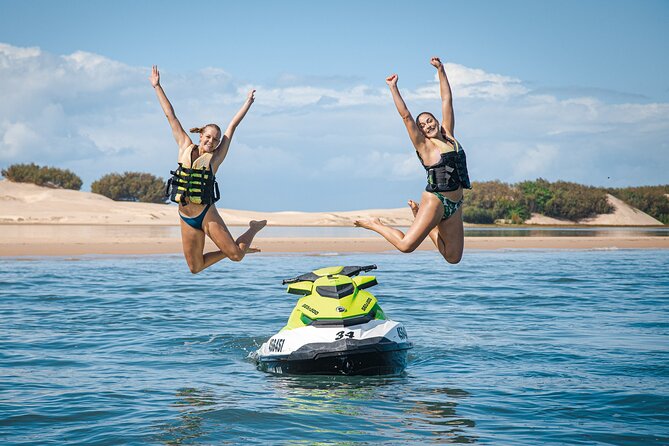 Gold Coast V8 Jet Boat Rapid Ride - Photo and Video: Getting a Souvenir Without Interrupting the Ride