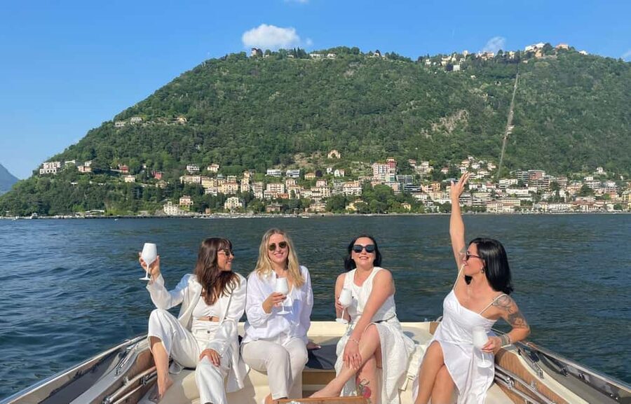 Grand Tour, on luxury speedboat at Lake Como - How the route works: cruise, dock, explore, repeat