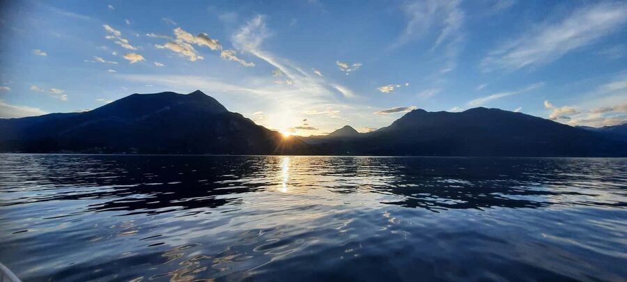Grand Tour, on luxury speedboat at Lake Como - Swimming in Lake Como: when the boat turns sightseeing into memory