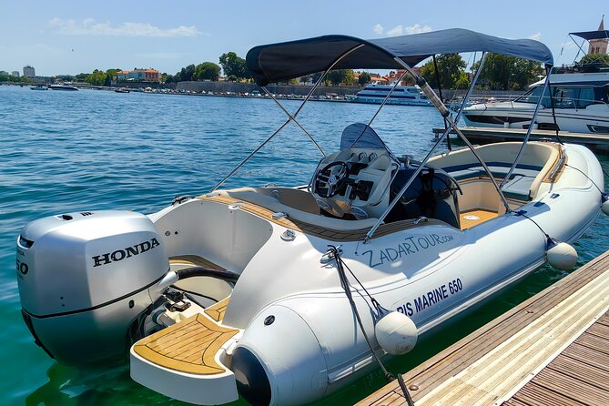 Guided Speedboat Tour with Food, Oil & Wine Tasting - Stop 5: Kali for a fisherman-family organic tasting of seafood, olive oil, and wine