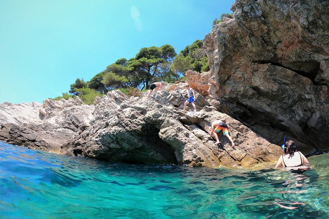 Half-Day Best Beaches & Bays Private Speed Boat Tour - Skippers matter: flexibility, pacing, and the human touch