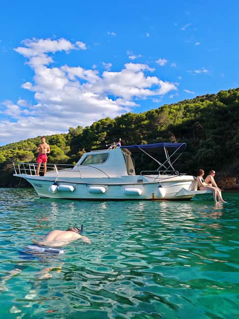 half day group speedboat tour of the islands around Zadar - Ošljak: the first hour where the water does the talking