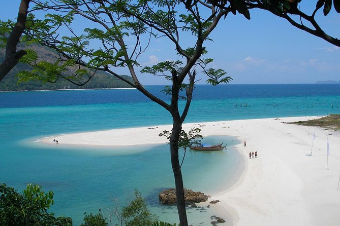 Hat Yai Airport to Koh Lipe by Minivan and Satun Pakbara Speed Boat - Pak Bara Pier and the Satun Pakbara speed boat to Koh Lipe