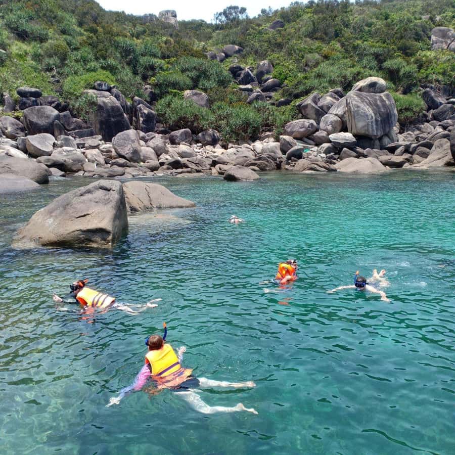 Hoi An: Cham Islands Snorkeling Trip by Speedboat with Lunch - Seafood lunch and beach downtime: the best way to recover