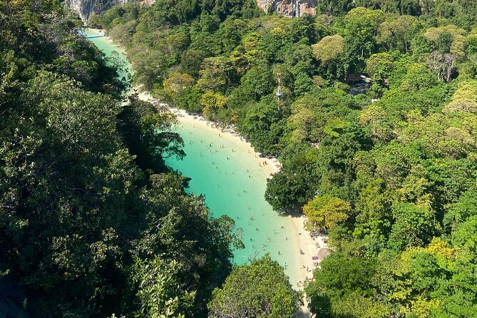 Hong Islands Trip Premium Speedboat from Krabi - Stop 3: Lao-lading Island caves and snorkeling time