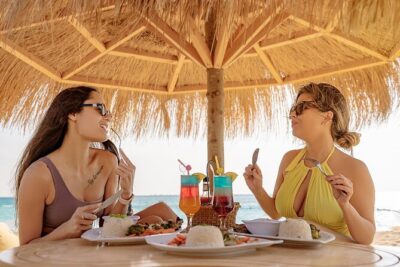 Hula Hula Island and Dolphin House with Snorkeling by Speedboat - On the Water: Gear, Snacks, and Staying Comfortable