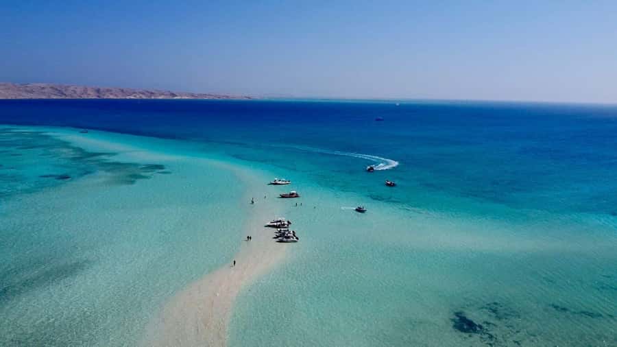 Hurghada: Private Luxury Speedboat W Snorkelling & Fruits - Optional upgrades: Abo Ramada sea turtles and the up-to-5-minute flight