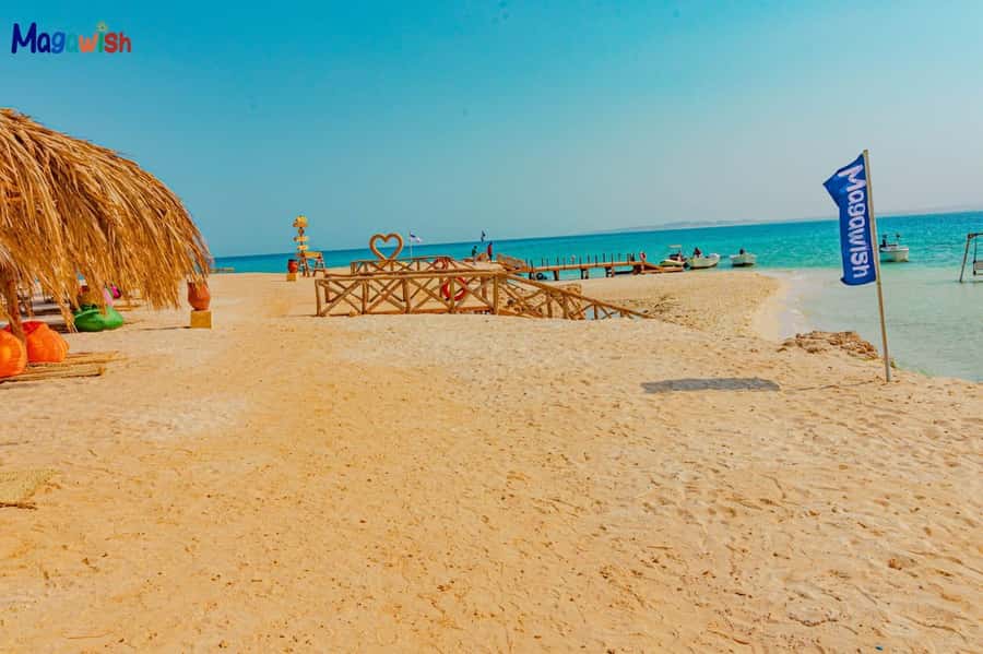 Hurghada : Sunset & Barbecue at Magawish Island By Speedboat - The speedboat ride: what it’s like and what to watch for