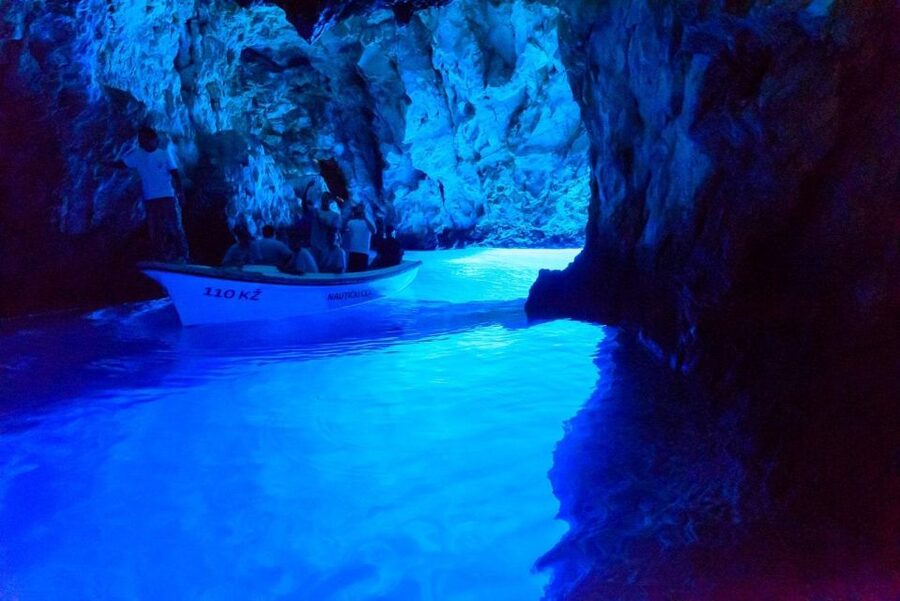 Hvar:Blue & Grenn Cave and Vis Island Private Speedboat Tour - Stiniva Cove: the cliffs, the pebble beach, and why the view matters