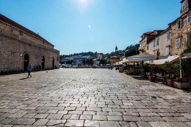 Hvar-Brac-Solta speedboat tour from Split or Trogir - Stop 3: Solta’s Stomorska restaurant stop and Necujam shipwreck snorkeling (the payoff swim)