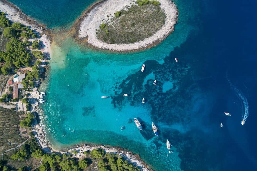 Hvar: Sunset and Pakleni Islands with a Speed Boat - How the Route Flows: Galesnik, Jerolim, and Carpe Diem Bar Pass-By