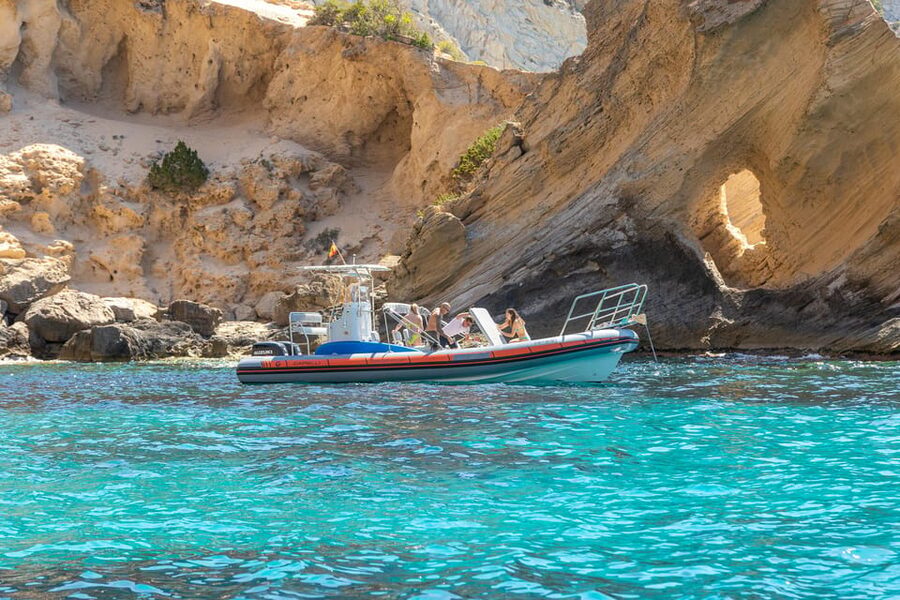Ibiza: SpeedBoat trip to Atlantis & Es Vedra Snorkel+Paddle - Viewpoints and Passing the West Coast: Why the Cruise Portions Matter