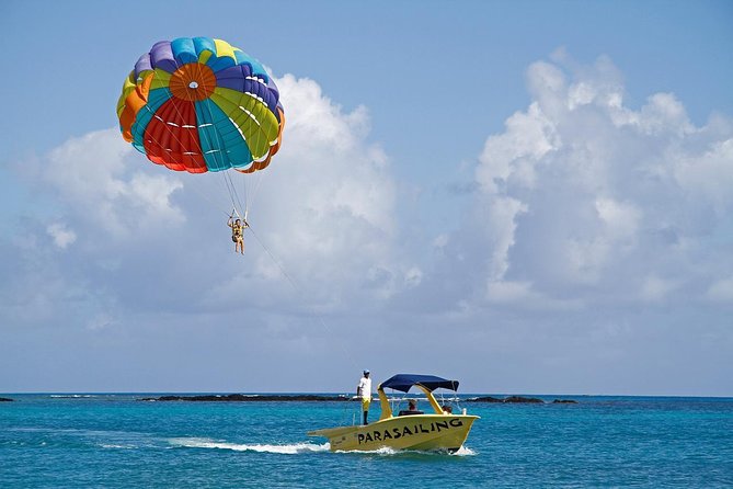 Ile aux Cerf: Speed boat with Parasailing & Tube Riding and Lunch - Key Points That Matter on This Ile aux Cerfs Speedboat Day