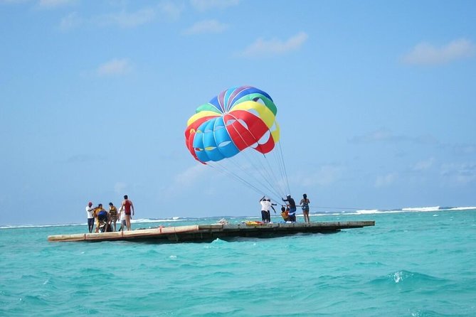 Ile aux Cerf: Speed boat with Parasailing & Tube Riding and Lunch - Parasailing Above Ile aux Cerfs: The View From Mid-Air Blue