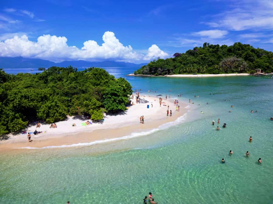 Ilha Grande: 7h Speedboat Tour of Paradise Islands - Praia do Dentista: why this beach makes the itinerary