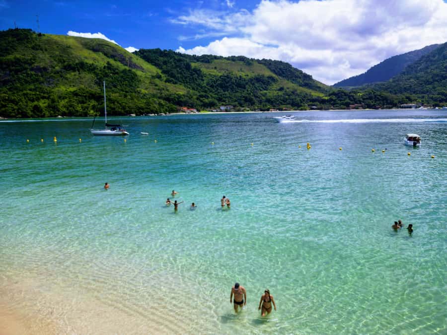 Ilha Grande: 7h Speedboat Tour of Paradise Islands - From Caiçara Turismo to the first break: what’s the practical flow?