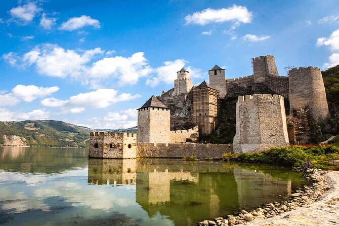 Iron Gate NP Tour with 1-hour speedboat ride + 2 viewpoints - Vidikovac viewpoint stops + lunch break: plan for a late meal
