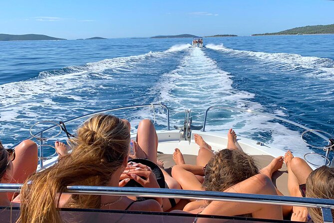 Islands Brač, Šolta & Blue lagoon - Private speedboat tour - Maslinica on the West Side: Old Streets and a 16th-Century Castle-Hotel Symbol
