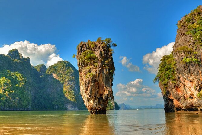 James Bond Island Premium Trip by Speed Boat - Hong Islands sea caves: where the canoeing becomes the show