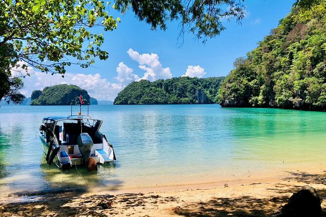 James Bond Private Tour from Krabi by Speedboat - James Bond Island: walking the famous beach with real timing