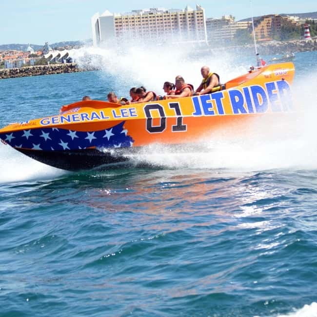 Jet Boat Experience in Vilamoura - Jet Boat vs. Calm Water: What This Really Feels Like