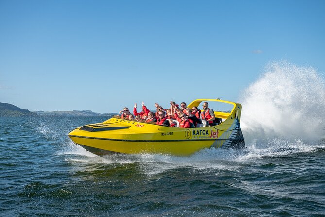 Katoa Jet Boat tour on Lake Rotorua - The Main Loop: Mokoia Island, Sulphur Bay, and Kawaha Point