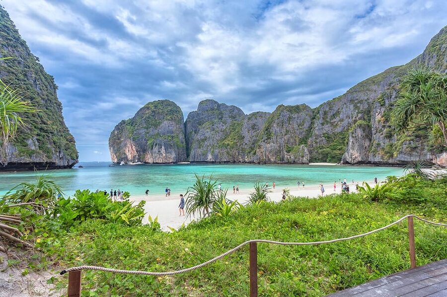 Ko Lanta: Maya Bay & Phi Phi Islands Full-Day Speedboat Trip - Monkey Island and Ko Phi Phi Don: wildlife moments plus island life