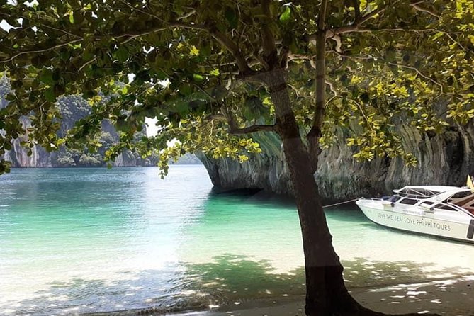 Koh Hong Island Tour by Speed Boat from Krabi - Ko Hong Island and the room-shaped lagoon you come for